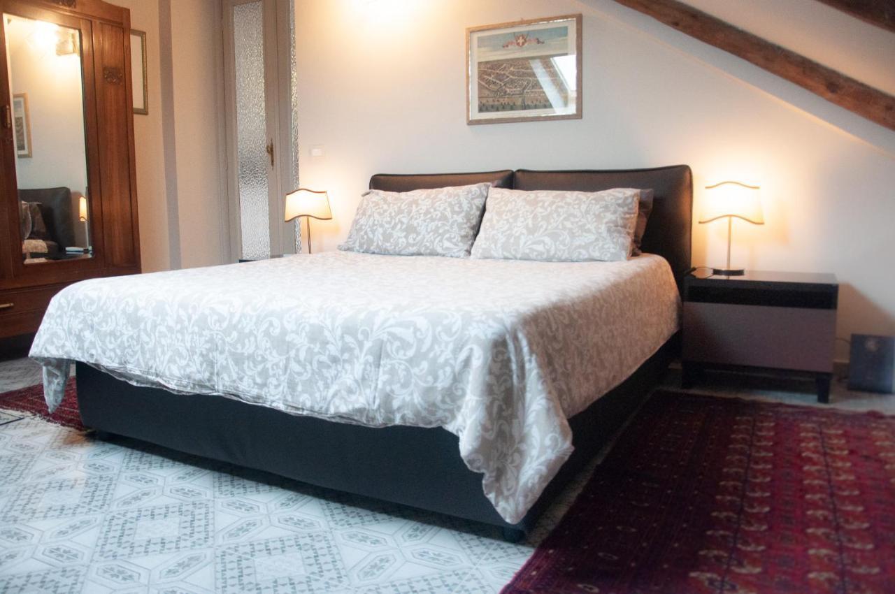 Suite Sommeiller Comfort In Centro Turin Bagian luar foto